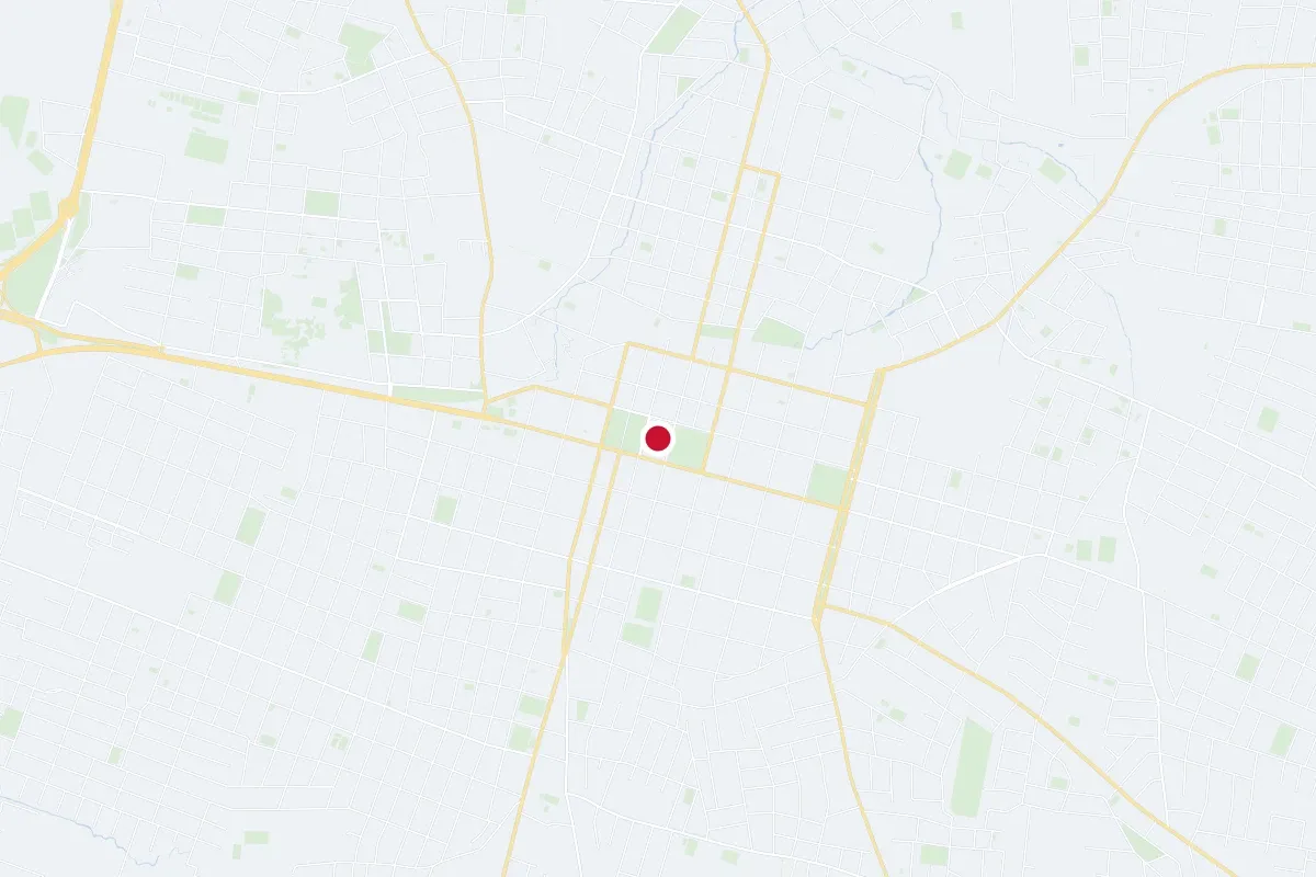 Luque: map of the center, main streets, water and green spaces